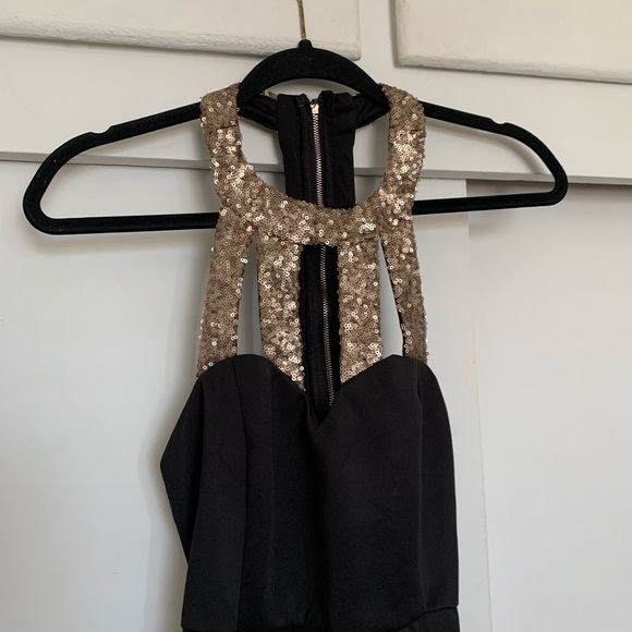 Tibi Black/Gold Metallic Sequin‎ Front Dress, Size Medium - Picture 3 of 6